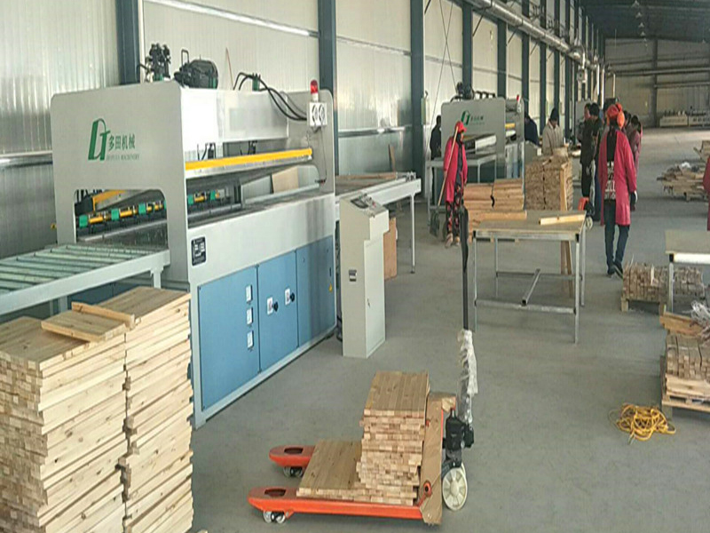  High Frequency Board Jointing Machine(with feeing and discharge table)